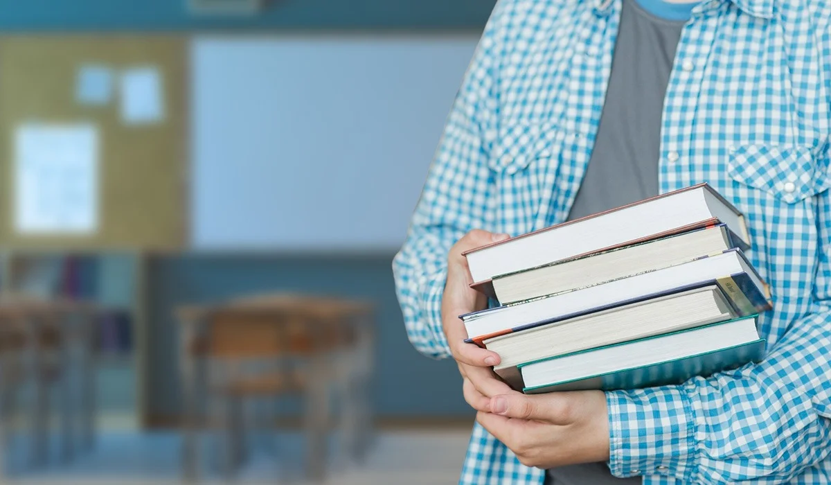 Қазақстанның жоғары оқу орындарындағы 700-ге жуық білім беру бағдарламасы жабылады – Саясат Нұрбек