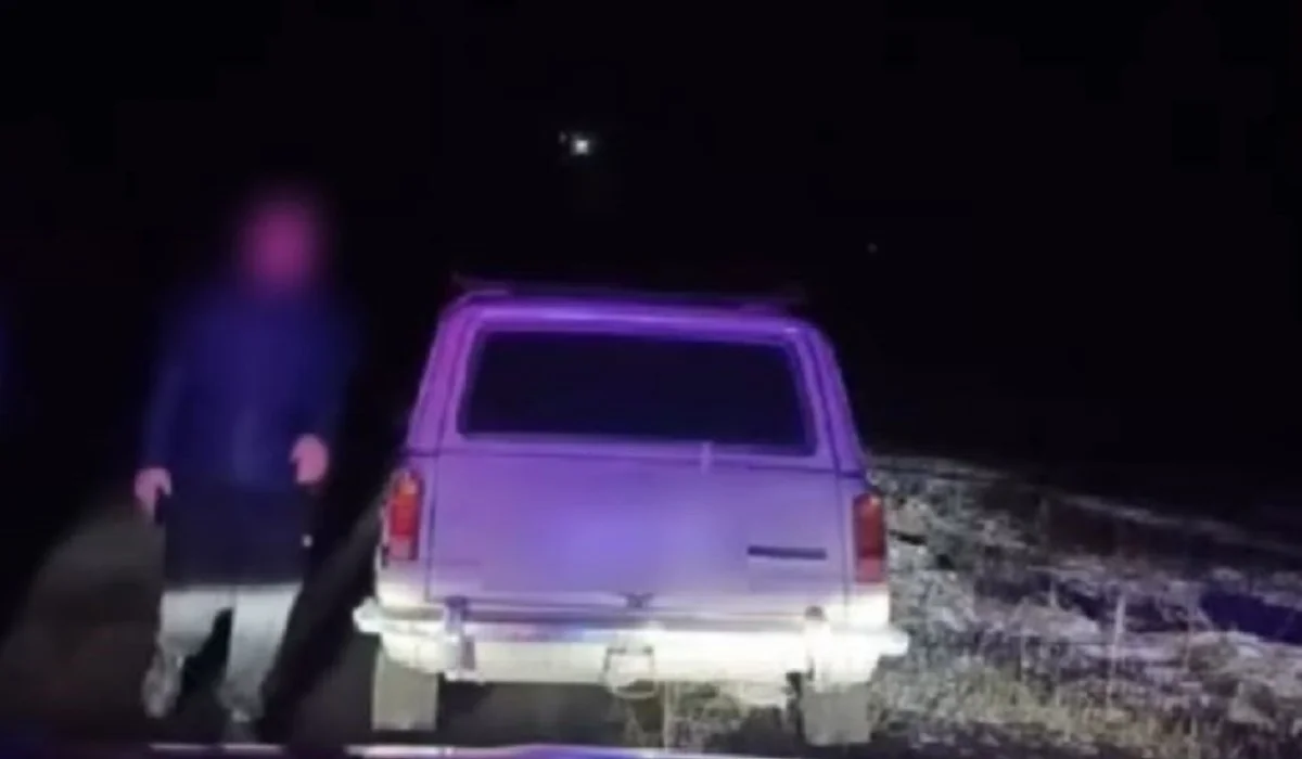 ШҚО-да есірткі қолданған ер адам көлік жүргізіп бара жатқан жерінен ұсталды (ВИДЕО)