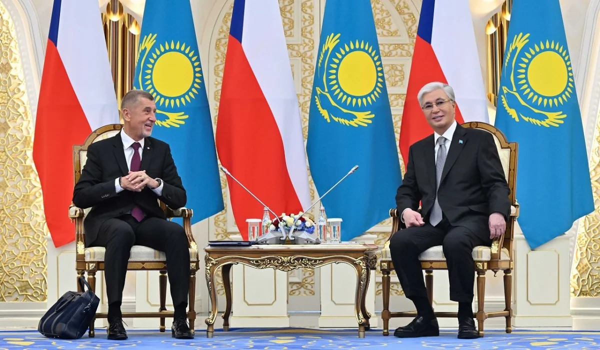 Тоқаев Чехияның премьер-министрімен шағын құрамда келіссөз жүргізді