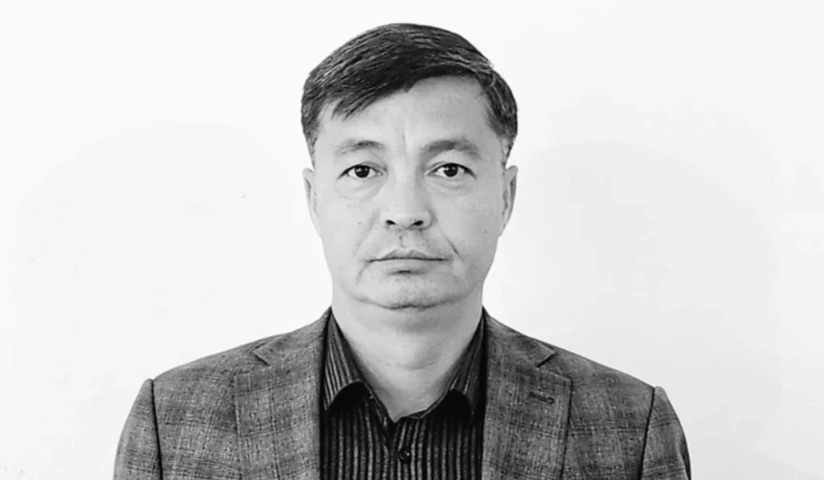 Ақтөбеде жұмыстан кетуге арыз жазған әкім екі күннен кейін өз үйінен өлі табылды