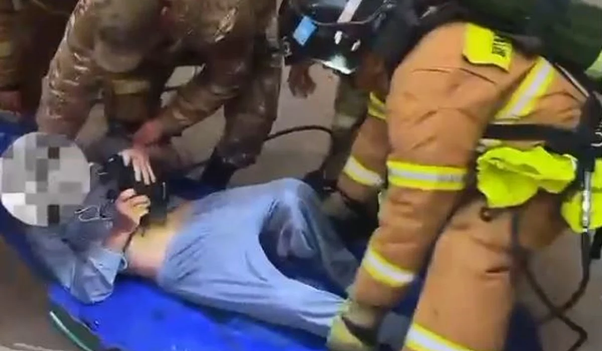 Қосшыда ер адам пәтерімен бірге тірідей өртеніп кете жаздады (ВИДЕО)