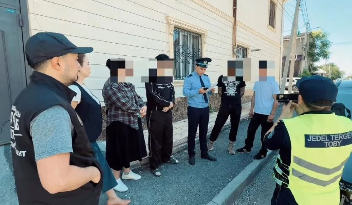 Шымкентте есірткі таратумен айналысып жүрген жас жігіт қылмыс үстінде ұсталды (ВИДЕО)