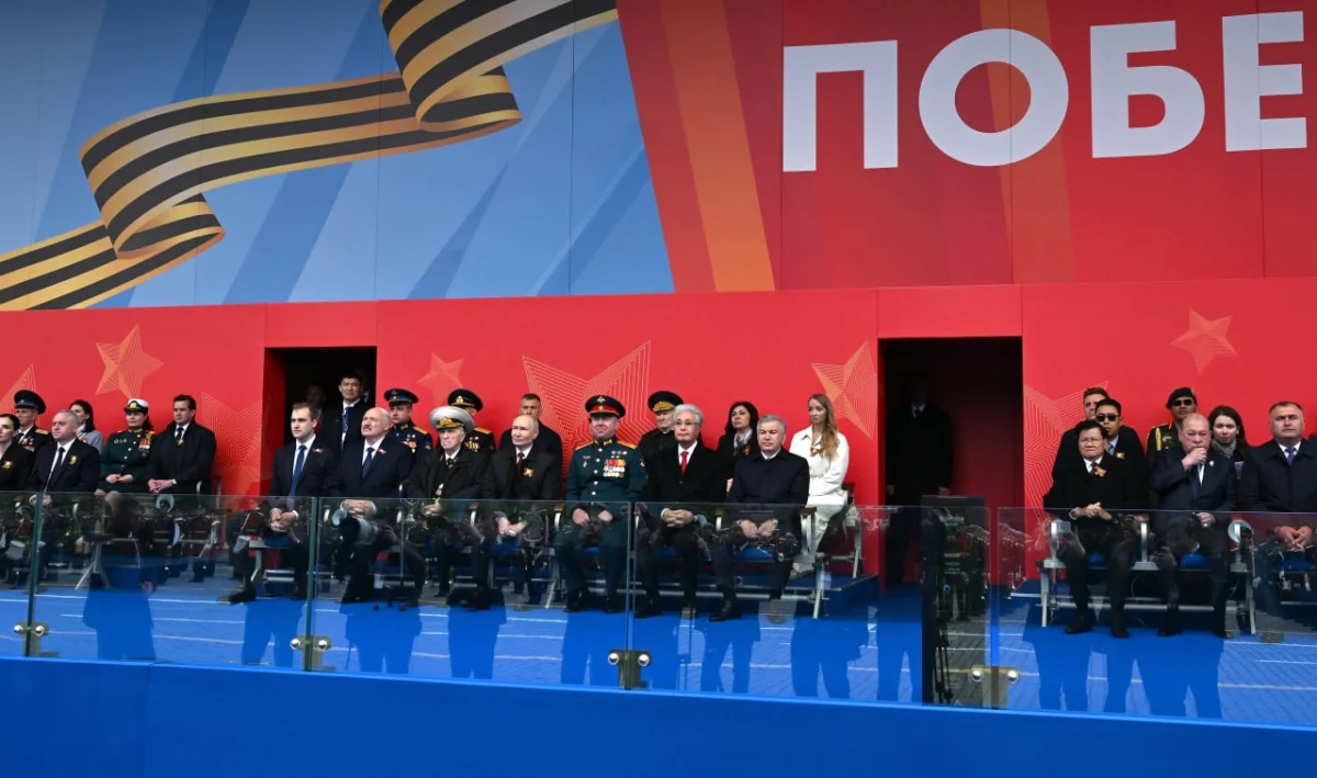 Қасым-Жомарт Тоқаев Мәскеудегі әскери шеруге барды