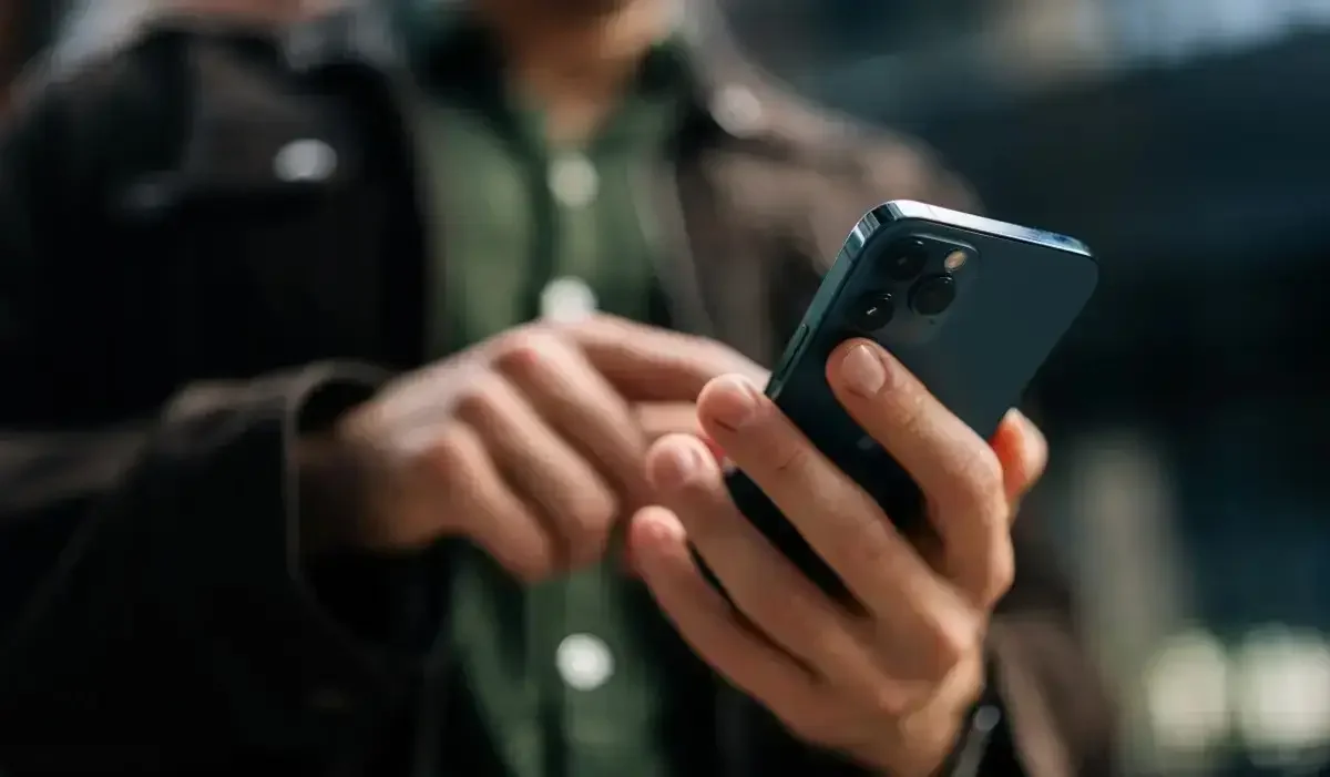Қазақстанда заңды жолмен сатылған смартфондардың үлесі 30–50% жеткен: IMEI жүйесі тағы да жаңармақ