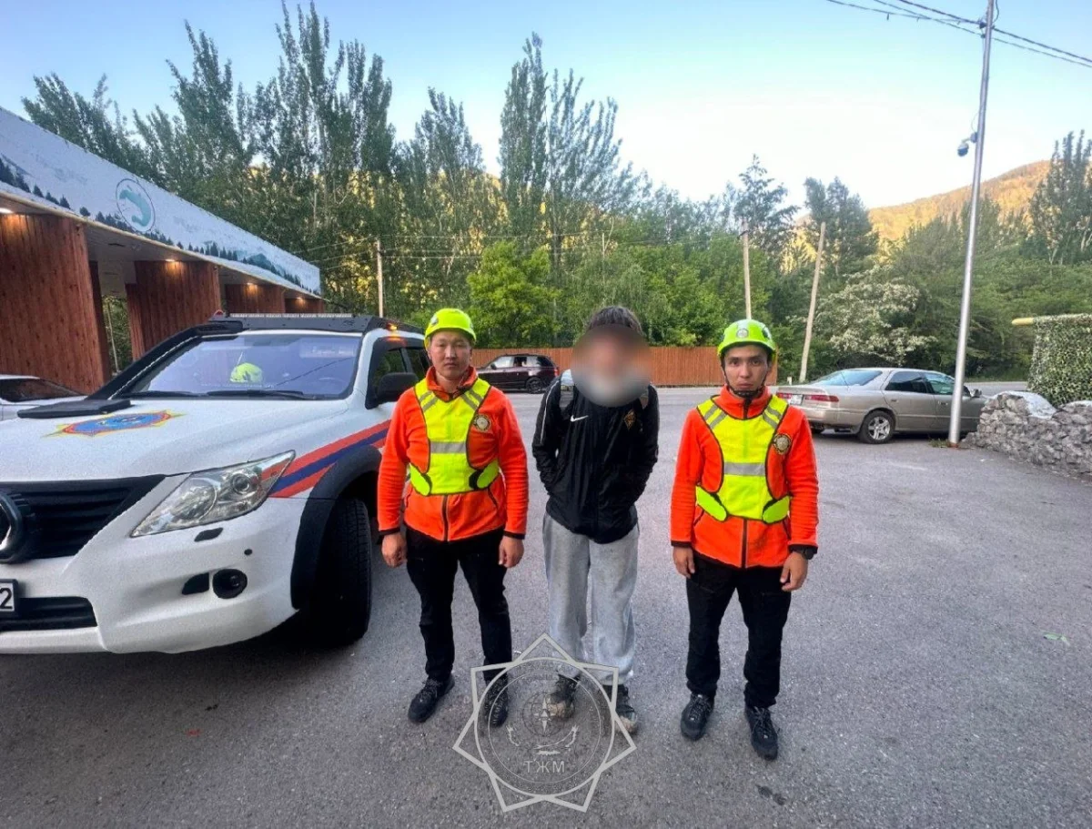 Алматы тауларында жағдайы күрт нашарлаған жасөспірім құтқарылды