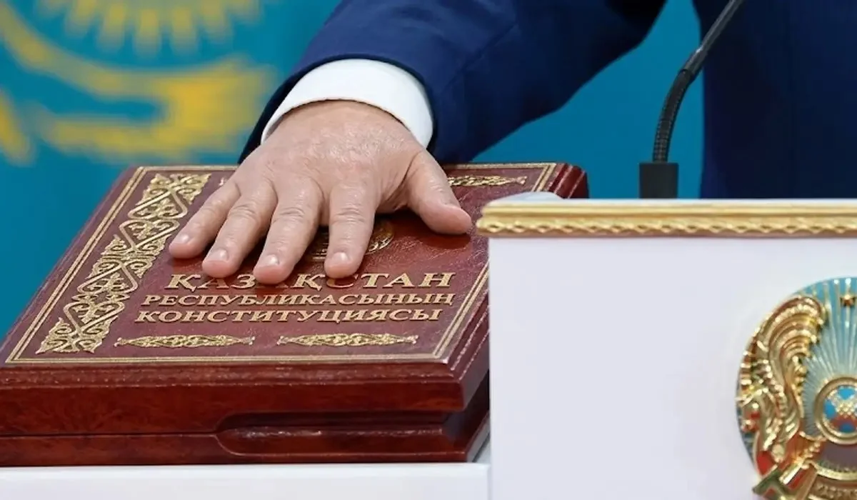 Вице-президент, Құрылтай төрағасы және премьер: президенттің өкілеттігі мерзімінен бұрын тоқтаған жағдайда оның міндеті кімге жүктеледі