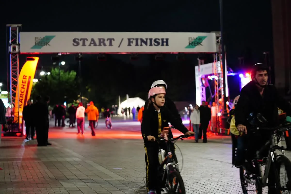 Алматыда алғаш рет Almaty Glow Ride түнгі велошеруі өтті