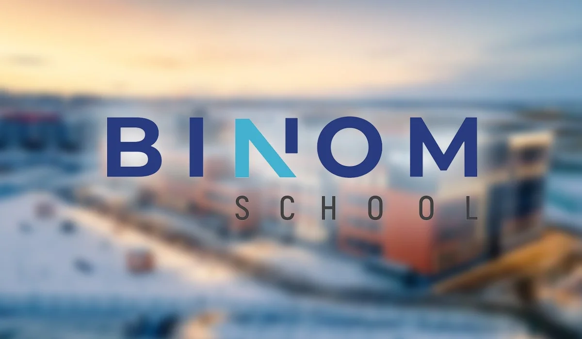 «Түнде тіркелгендер өтіп кеткен»: Астанадағы BINOM мектебіне құжат тапсыра алмаған ата-ана шу шығарды