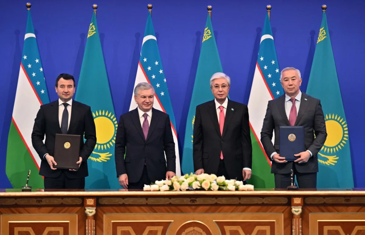 Қазақстан мен Өзбекстан Президенттері Жол картасына қол қойды