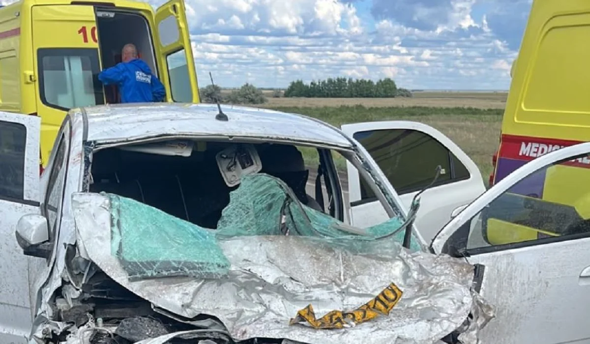 Қостанай облысында екі көлік бетпе-бет соқтығысып, екі адам тіл тартпай кетті
