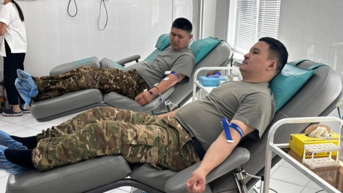 Құтқарушылар Дүниежүзілік қан доноры күнінде 40 литр қан тапсырған