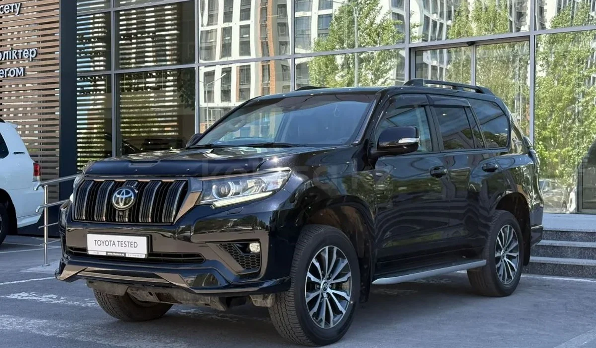 Қостанай облысында Toyota Land Cruiser Prado жүргізушісі жаяу жүргіншіні қағып өлтірді