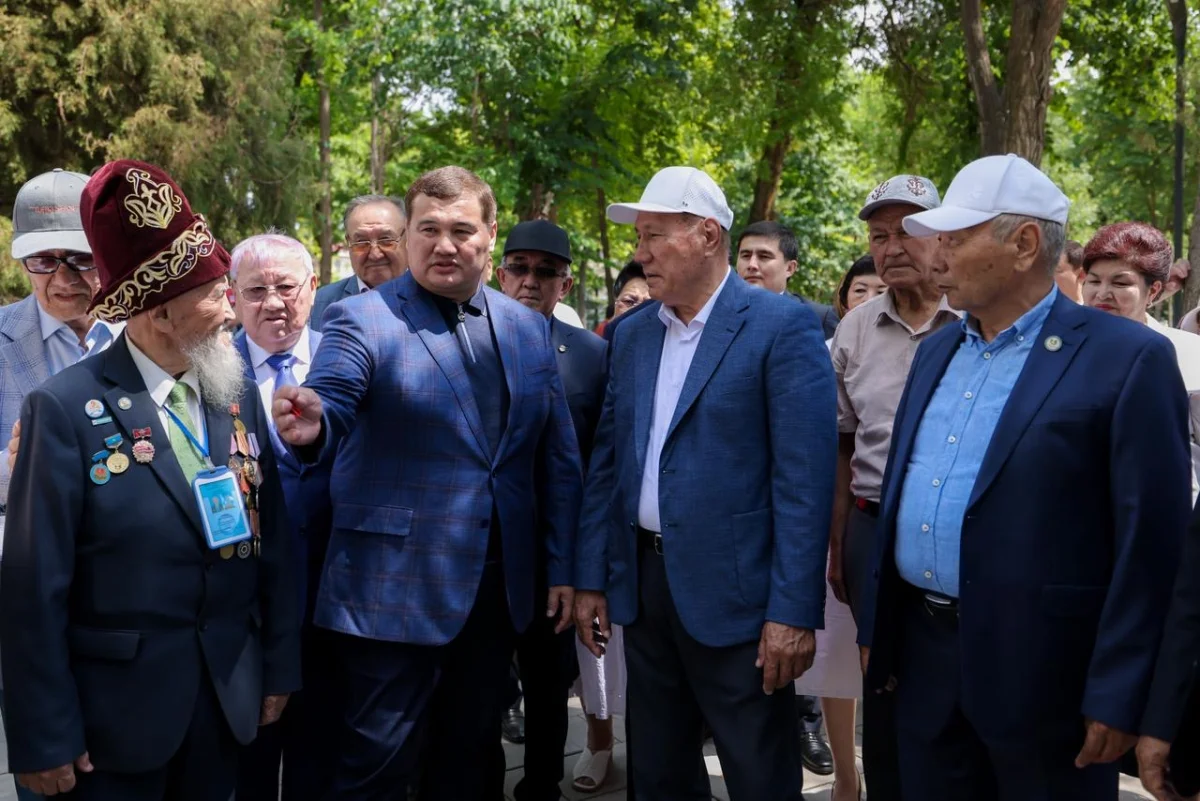Нұрлыбек Нәлібаев Шымкенттегі CITY PARK саябағының ашылу салтанатына қатысты