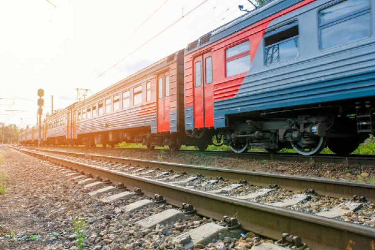 Түркістан облысында бес жасар бала пойыз астына түсе жаздады