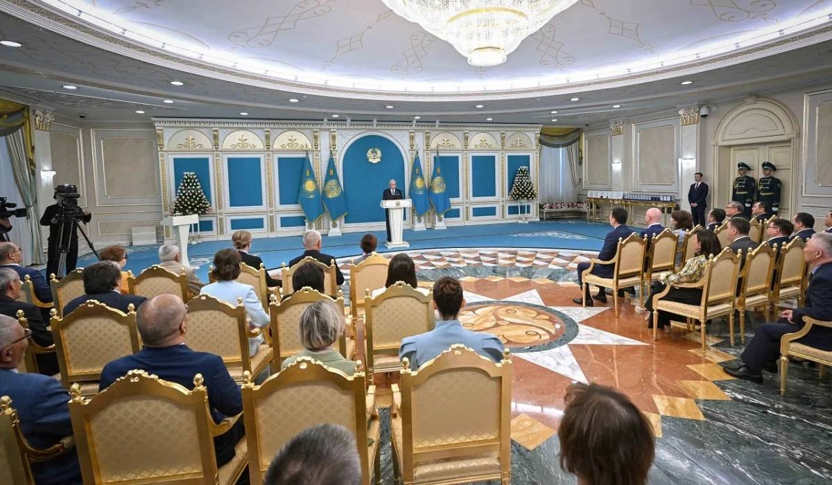«Ұлттың үні, қоғамның айнасы»: Тоқаев БАҚ өкілдерін кәсіби мерекемен құттықтады