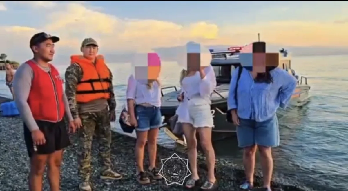Алакөлде жағаға жете алмай қалған бес турист құтқарылды
