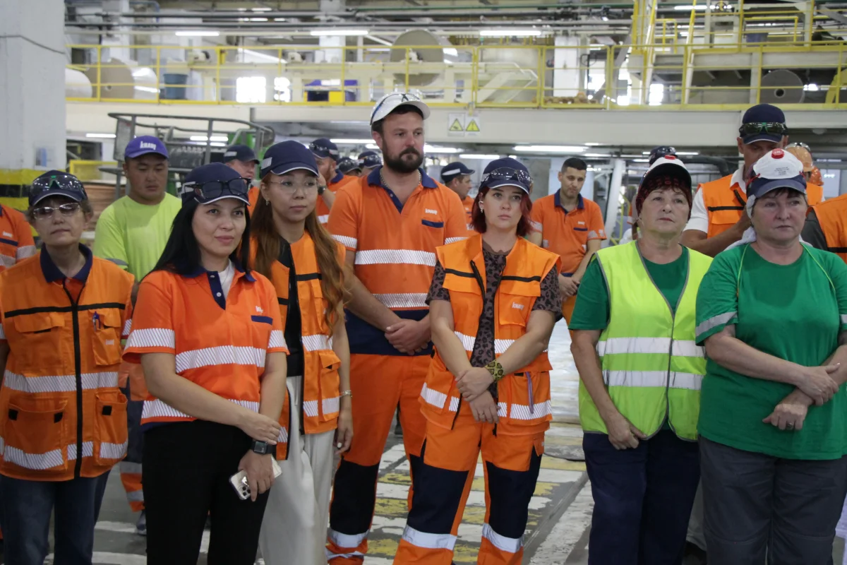 «Әділет» партиясы өндіріс саласының еңбек ұжымымен пікір алмасты