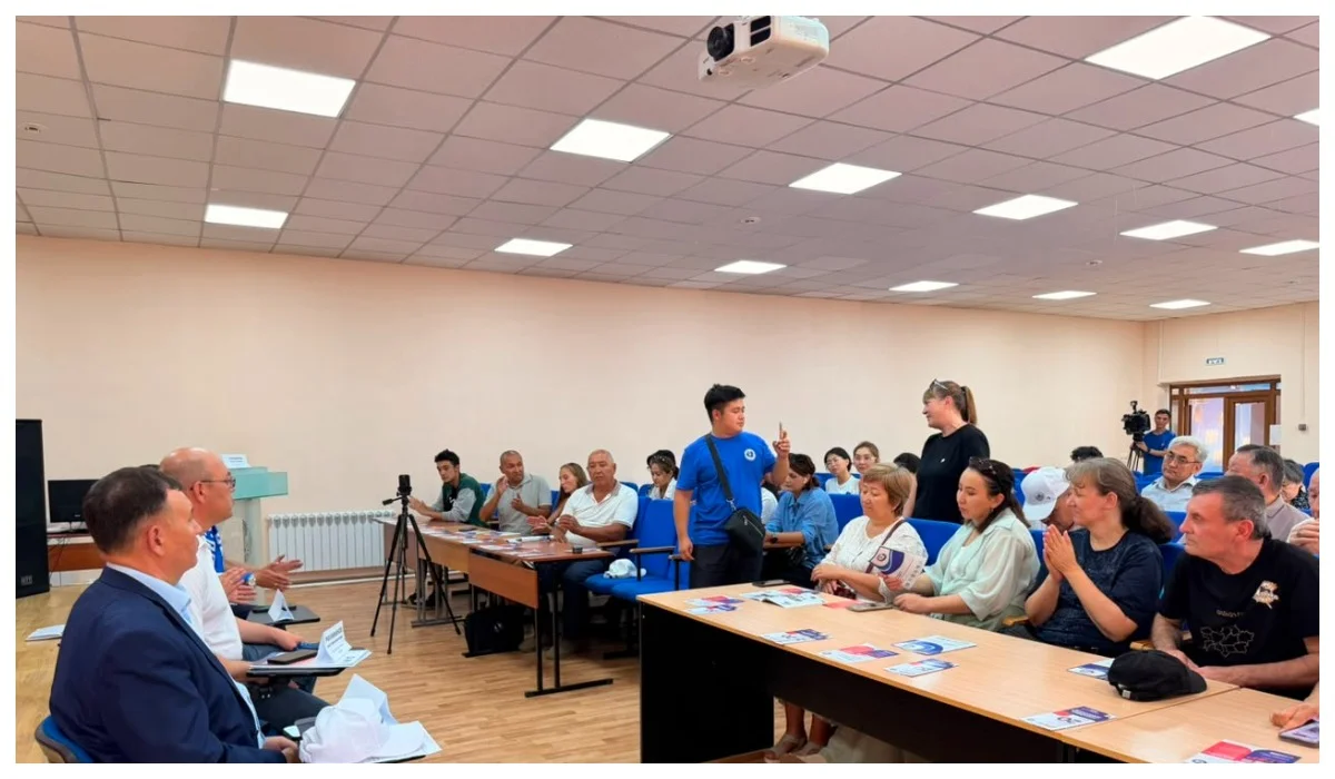 Қарағандыда ЖСДП өкілдері  еңбек пен қалалық ортаны дамыту мәселелерін талқылады