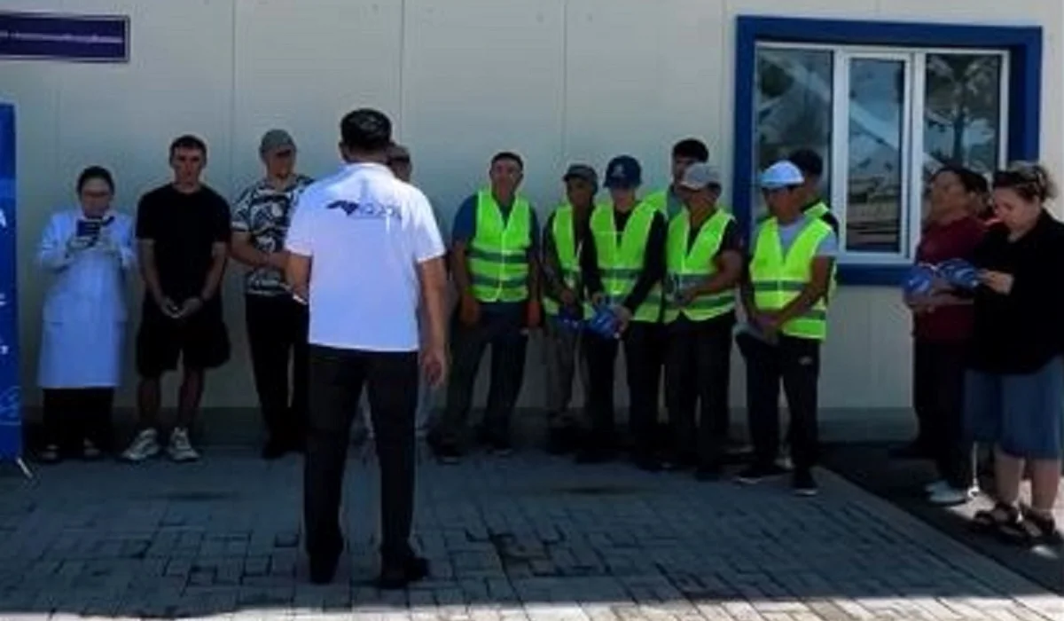 «Ақ жол» өкілдері Талдықорғанда «Жетісу Мажико Агрокешені» ұжымымен кездесті