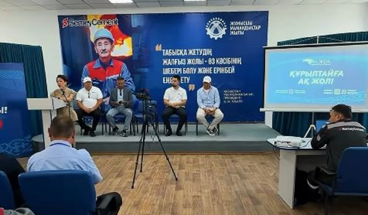 «Ақ жол» партиясы Абай облысында еңбек ұжымымен кездесті