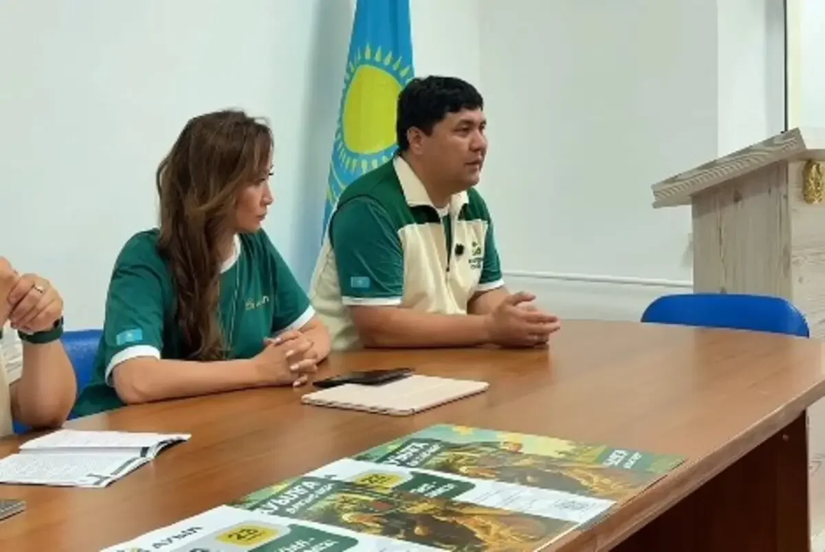 «Ауыл» партиясының кандидаттары Қорғалжын ауданындағы медицина қызметкерлерімен пікір алмасты