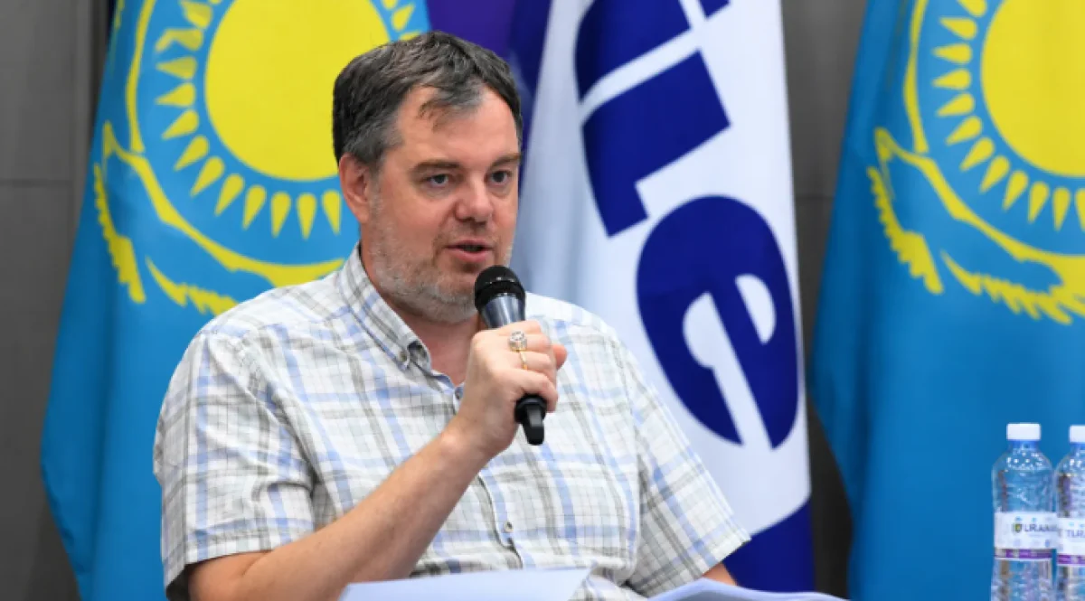 Сарапшылар «Әділет» партиясының бағдарламалық шешімдері мен технологиялық форматтарын талқылады