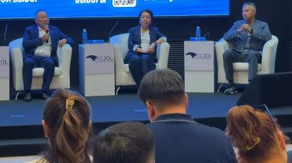 «Ақ жол» мүшелері «Қаспиймұнайгаз» және «Атырау Жарық» еңбек ұжымдарымен кездесті