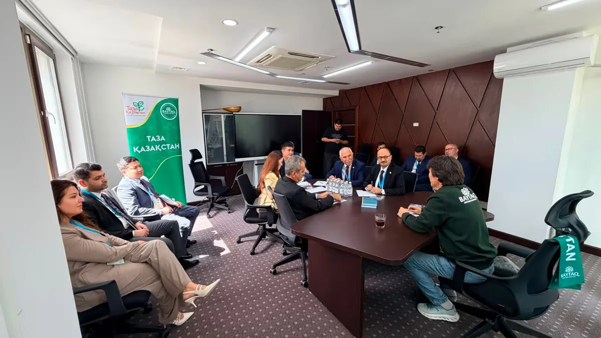 ТЮРКПА халықаралық бақылаушылары «Байтақ» партиясының жұмысымен танысты