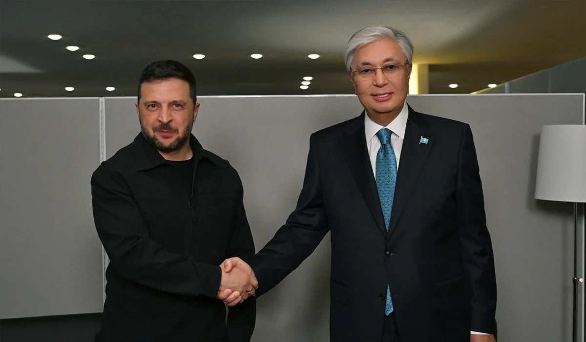 Тоқаев Зеленскийге жеделхат жолдап, украин халқын Тәуелсіздік мерекесімен құттықтады