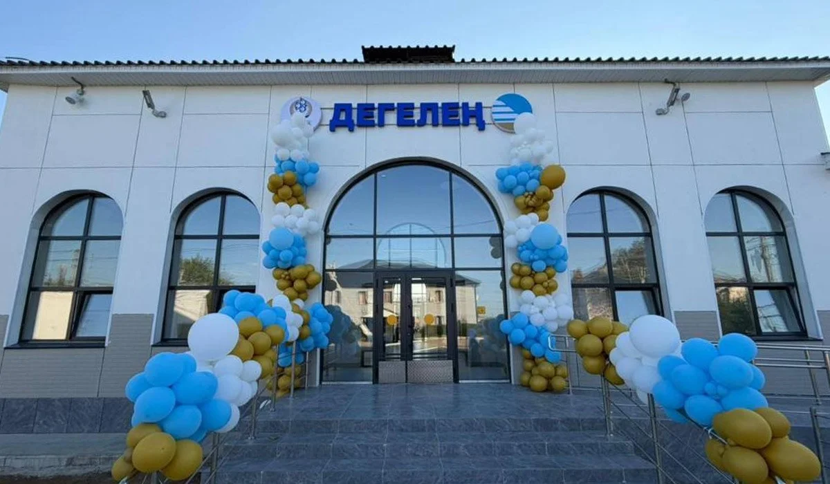 Абай облысында 70 жылдан астам уақыт бұрын салынған вокзал жаңғыртудан өтіп, қайта ашылды