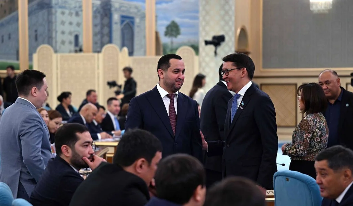 Бүгін Құрылтай ресми түрде жұмысқа кірісті
