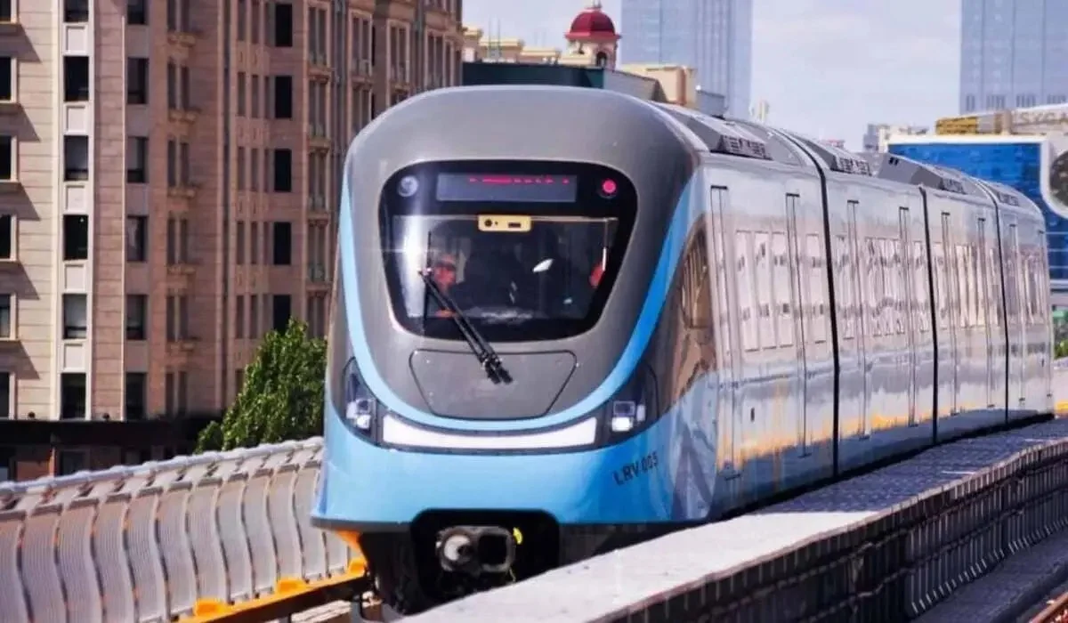 LRT-ның әуежайдағы бекетіне көшеден кіретін есік 25 күнге жабылды