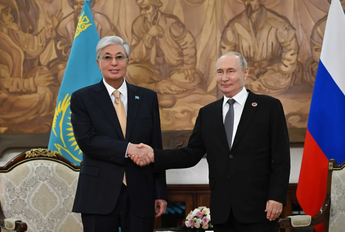 Қасым-Жомарт Тоқаев Бішкекте Владимир Путинмен кездесті