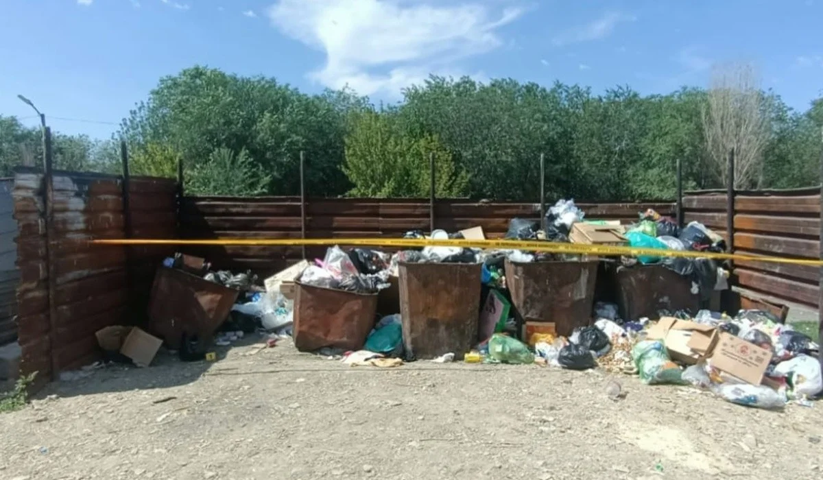 Жаңа туған сәбиін Отардағы әскери гарнизонның қоқысына тастап кеткен әйел ұсталды