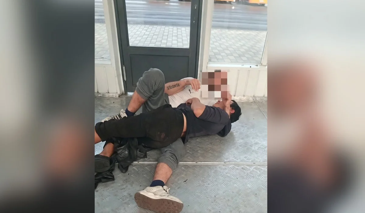 «Екі ер адам құшақтасып жатыр»: Павлодар полициясы желіде тараған видеоға қатысты мәлімдеме берді (ВИДЕО)