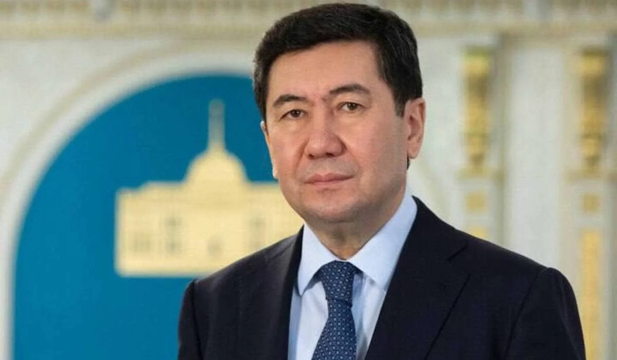 Қошанов Қазақстан Халық Кеңесінің төрағасы болып сайланды