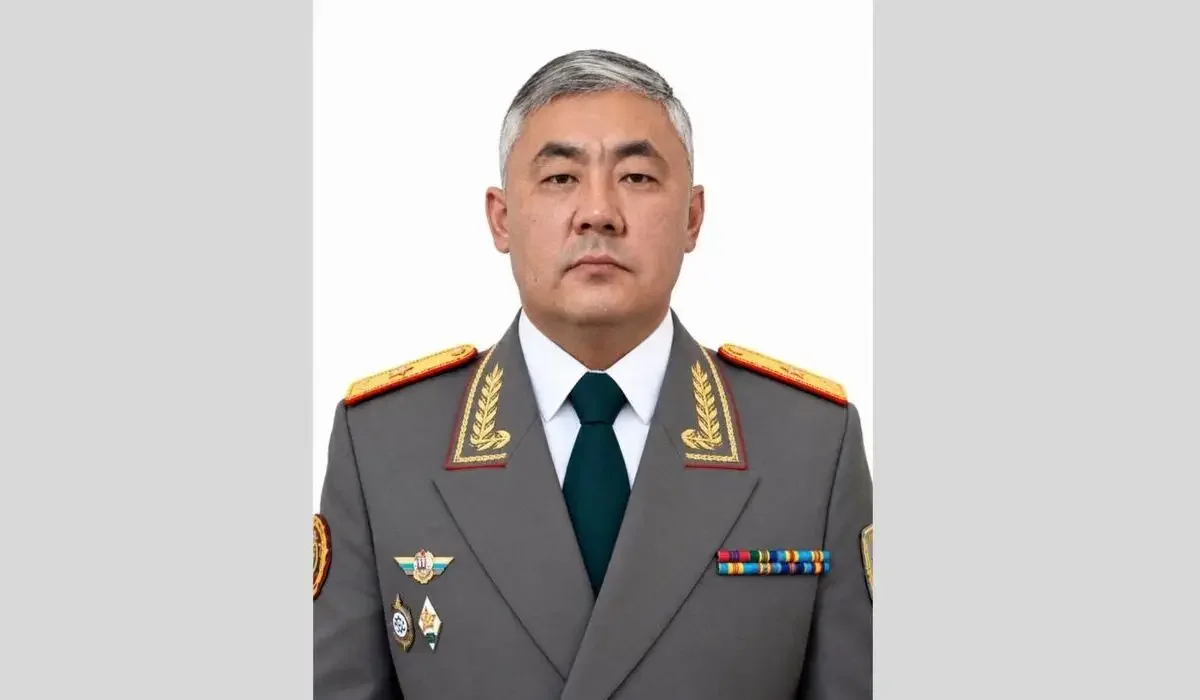 Мемлекет басшысының жарлығымен Айдос Мырзахметов Қорғаныс министрі болып тағайындалды