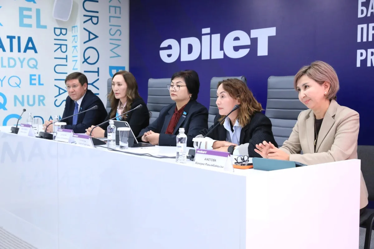 Сүт безі обырының алдын алу: «Әділет» партиясы өңірлердегі әйелдерге ақпарат жеткізбек