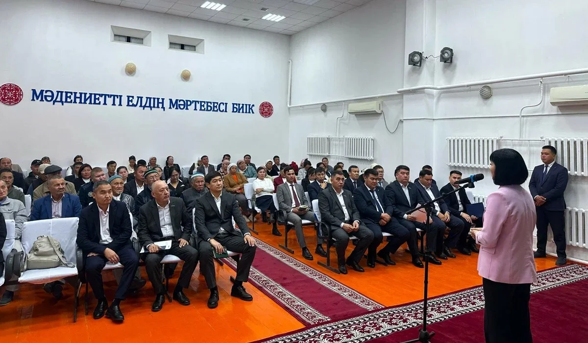 Заңгерлер, әлеуметтік сала, дәрігерлер: «Әділет» партиясы Қызылорда облысында ерекше іс-шара өткізді