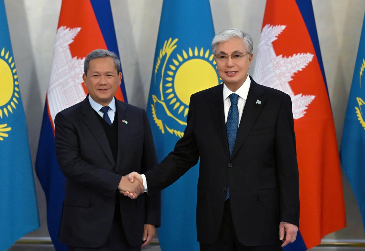 Тоқаев пен Камбоджа Премьер-министрі Хун Манет шағын құрамда келіссөз жүргізді