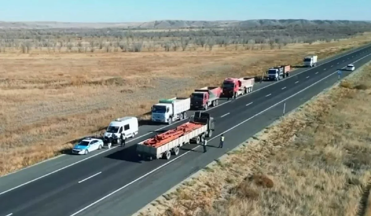 Тоқаевтың сынынан кейін тасжолдардағы жүк көліктеріне тексеріс күшейді