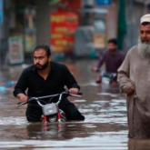 Пәкістанда су тасқынынан 165 адам қаза тапты