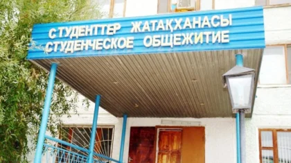 Алматыда студент үйлерін қандала басып кеткен