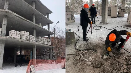Елордада заңсыз салынған 4 қабатты ғимарат бұзылуда