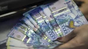 Ветеринариялық бақылау және қадағалау комитетінің аймақтық филиал директоры пара алған сәтінде ұсталды (ВИДЕО)