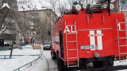 Петропавлда көпқабатты үй өртеніп, зейнеткер қаза тапты