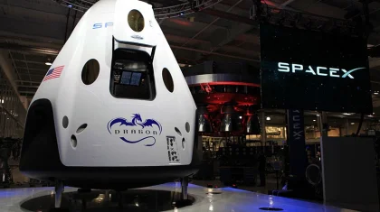 SpaceX  2021 жылы космосқа турист ұшыру жайлы келісімге қол қойды