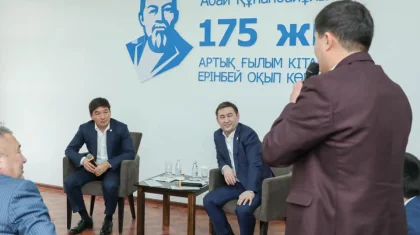 Бауыржан Байбек шымкенттік белсенділермен қаладағы өзекті проблемалар жайын талқылады
