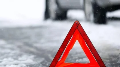 Астанада мас жүргізуші жедел жәрдем көлігіне соғылды