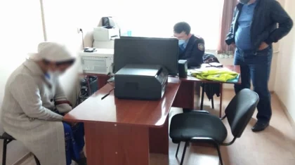 Түркістан облысында жаназа кезінде телефон ұрлаған әйел ұсталды